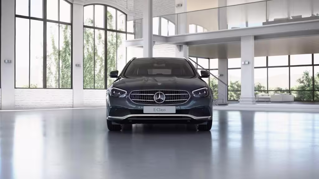 Mercedes-Benz E 300 de 4MATIC T-Modell 360 ACC AHK AUT Kam. LM E 300 - Bild 2