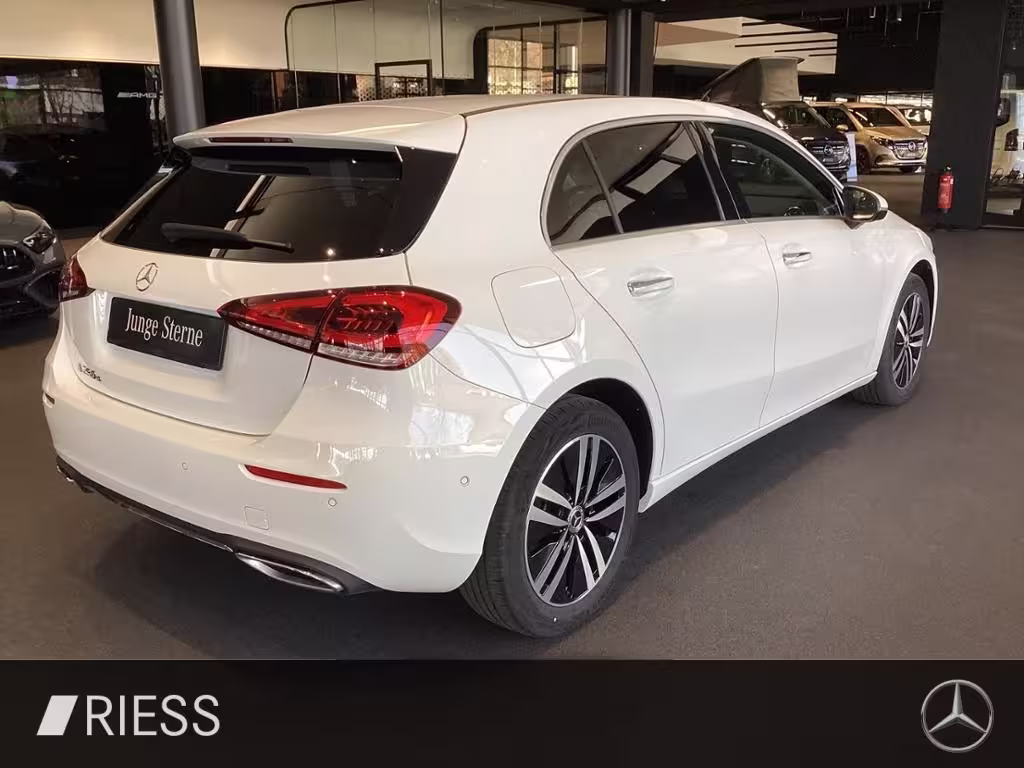 Mercedes-Benz A 250 e Kompaktlimousine AUT DynLicht KeyLess LM A 250 - Bild 12