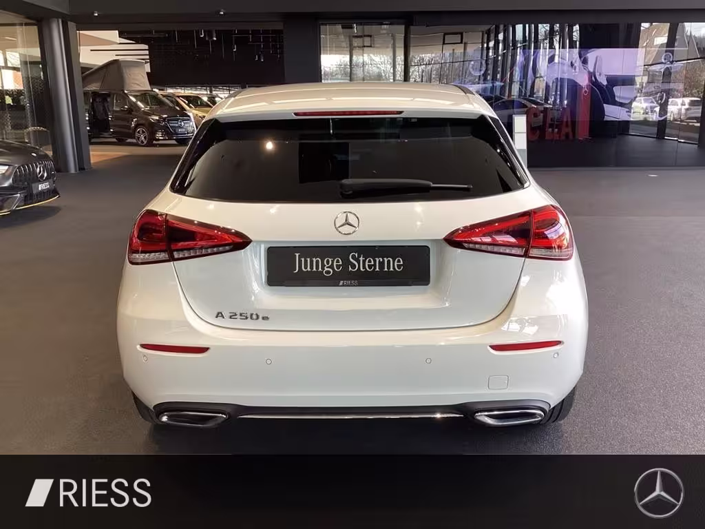 Mercedes-Benz A 250 e Kompaktlimousine AUT DynLicht KeyLess LM A 250 - Bild 13