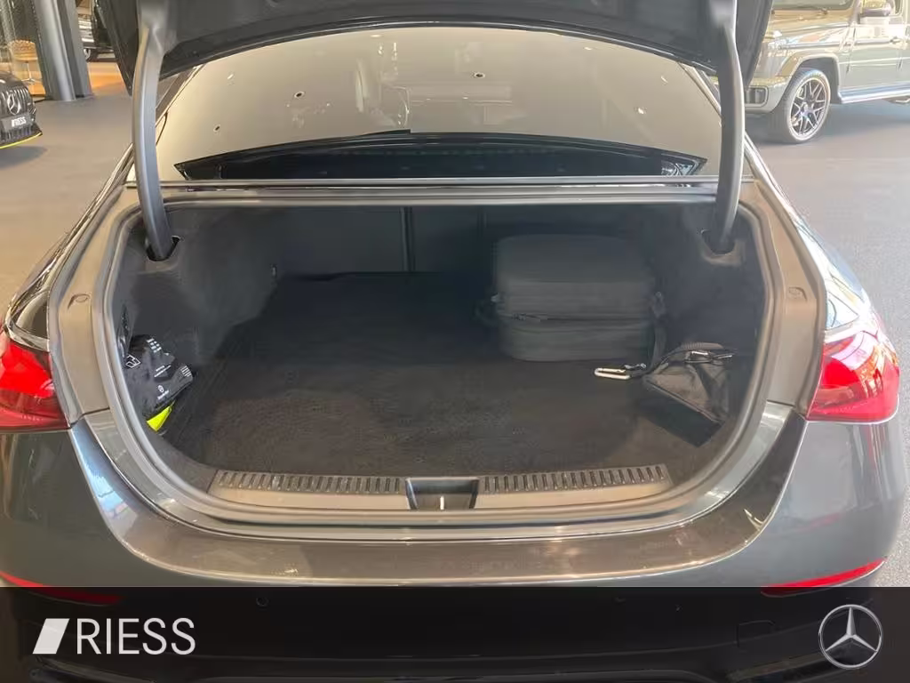 Mercedes-Benz E 300 de AMG PANO BURM 4D AHK 360 DIGITAL KEYLES E 300 - Bild 19