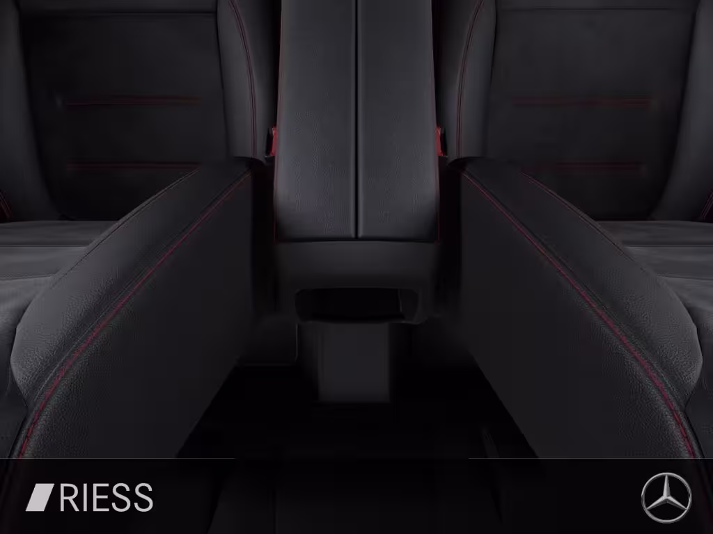 Mercedes-Benz GLA 200 AMG Pano LED Navi Keyless Kamera Spur - Bild 27