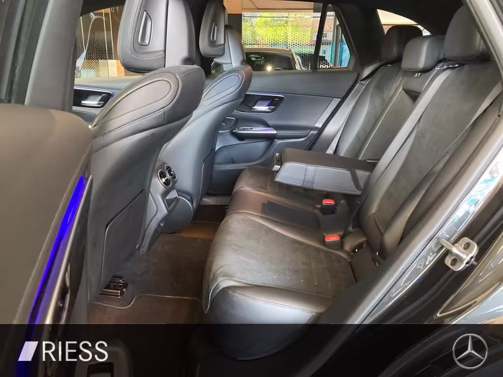 Mercedes-Benz GLC 300 d 4M AMG AHK PANO NIGHT DISTRO 360 CARPL GLC 300 - Bild 7