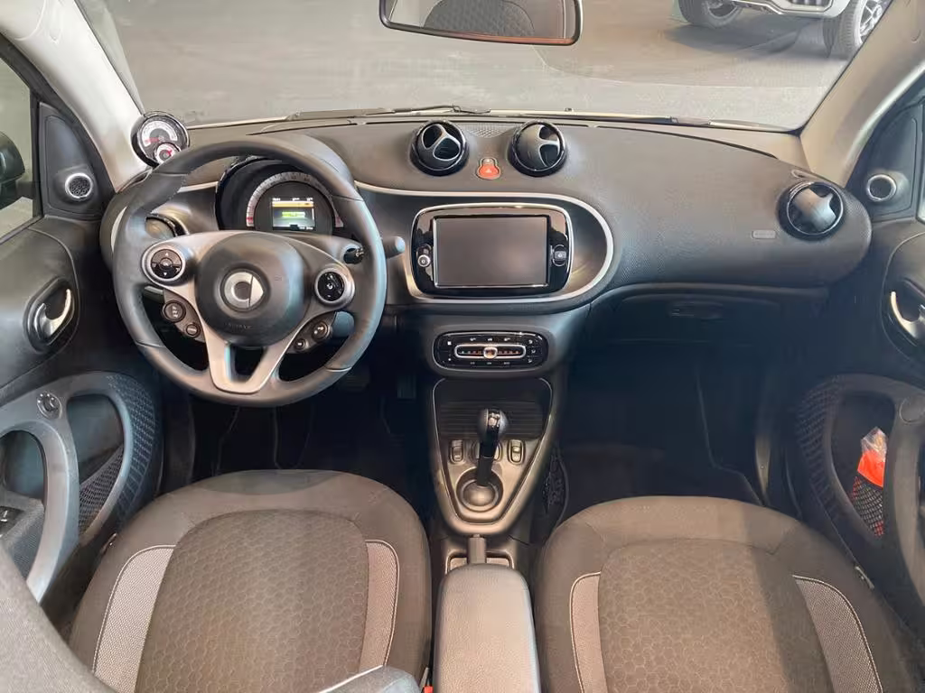 Smart smart EQ fortwo cabrio AUT Kam. KlimaA LED LM - Bild 11