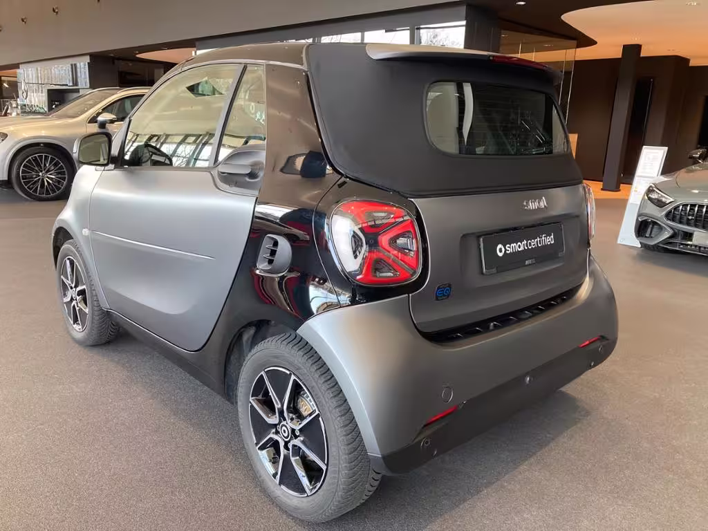 Smart smart EQ fortwo cabrio AUT Kam. KlimaA LED LM - Bild 4