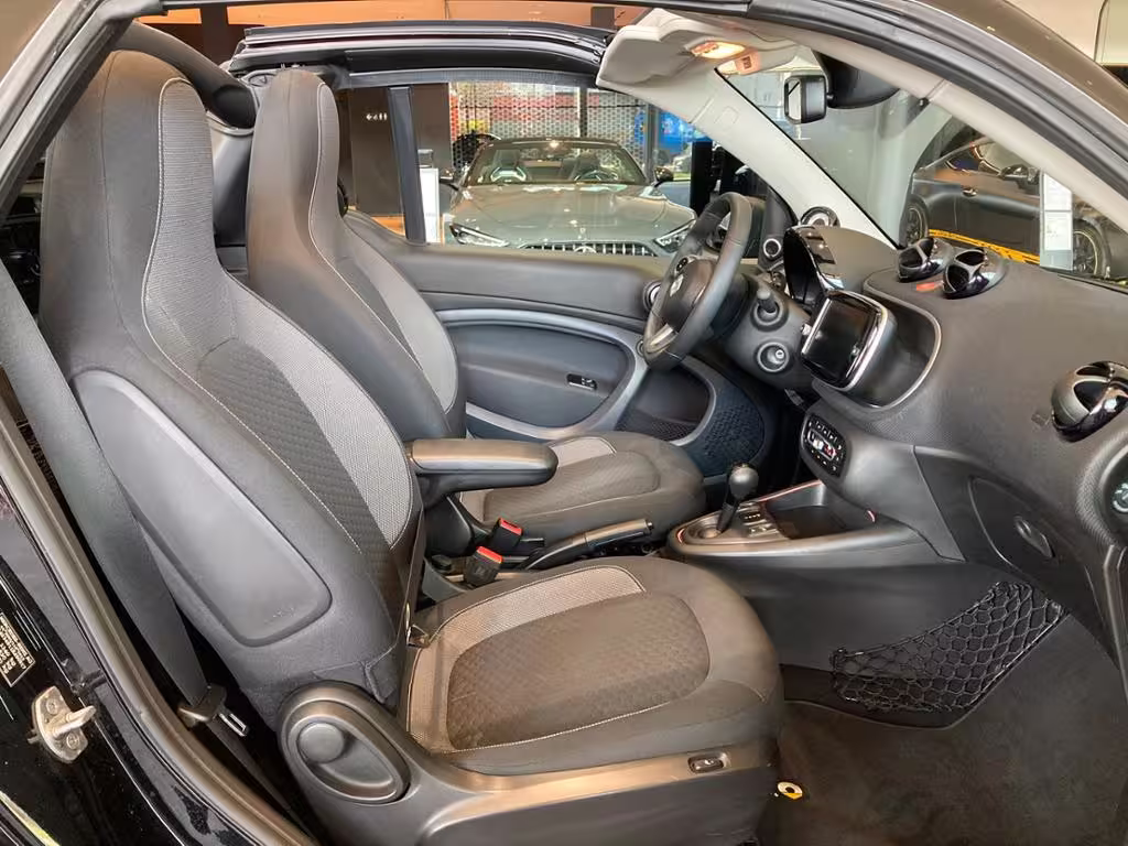 Smart smart EQ fortwo cabrio AUT Kam. KlimaA LED LM - Bild 9