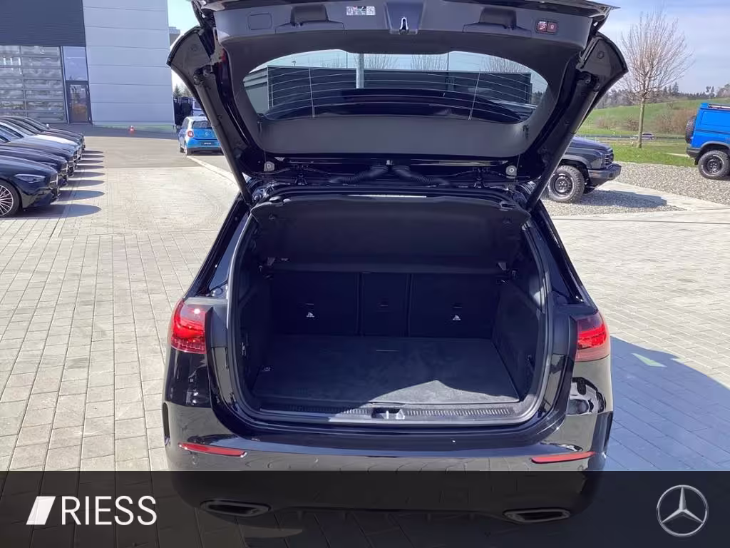 Mercedes-Benz B 250 4M AMG+Night+Kamera+Multib.+PTS+Ambiente+ B 250 - Bild 16