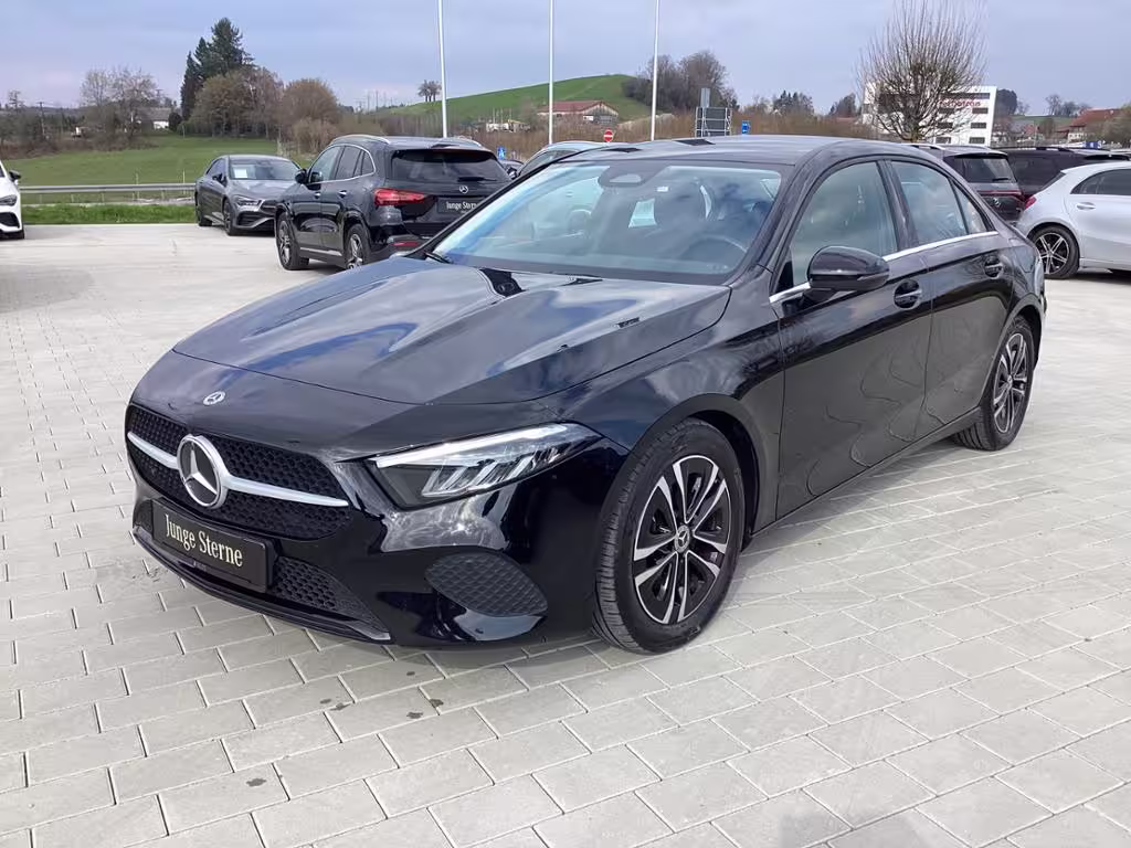 Mercedes-Benz A 180 d Lim Kamera+PTS+LED+Spiegel-Paket+Sitzh.