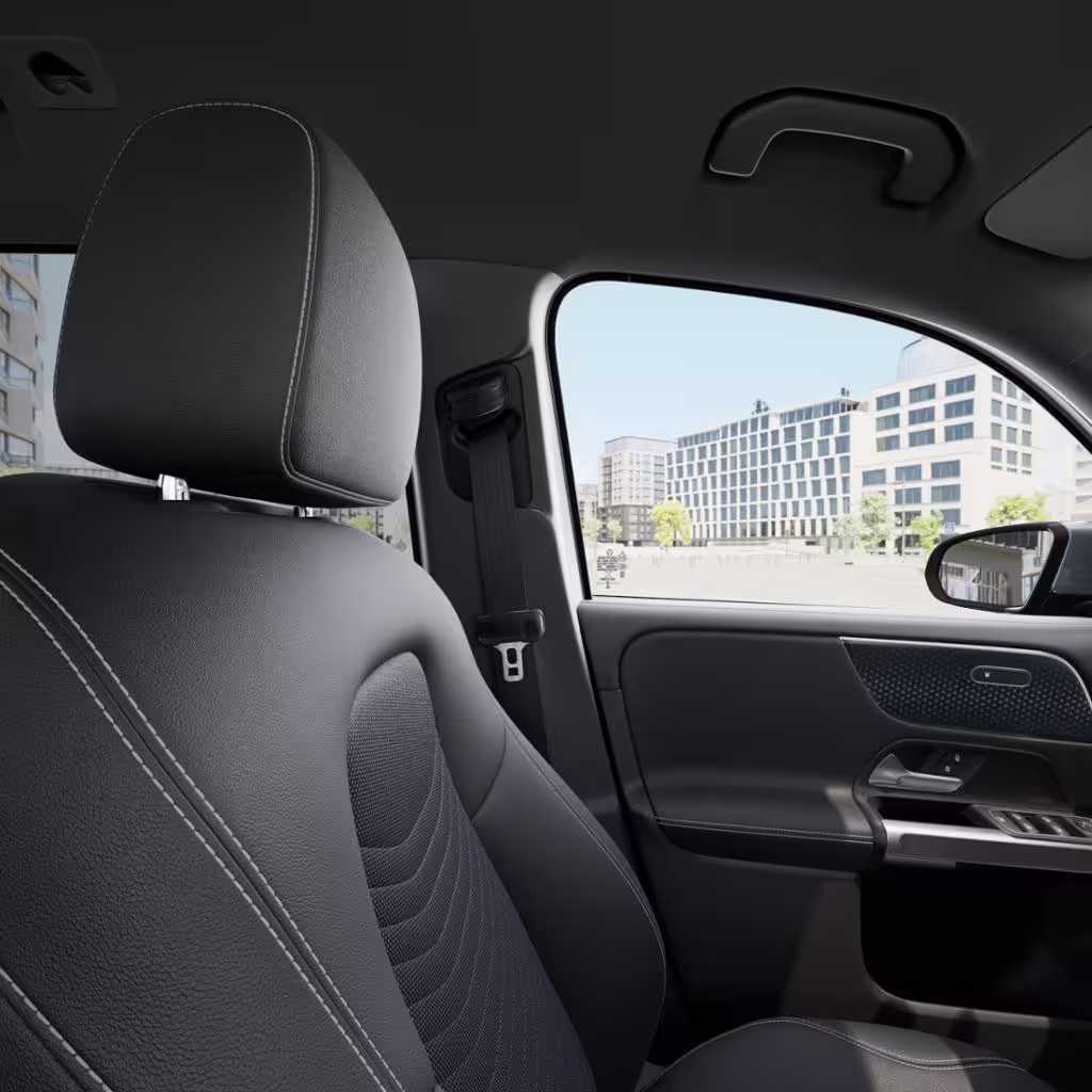 Mercedes-Benz EQB 300 4MATIC 360 AUT Kam. KeyLess KlimaA LED - Bild 24