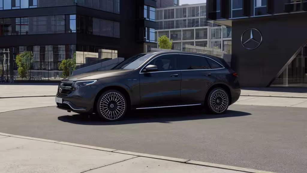 Mercedes-Benz EQC 400 4MATIC 360 ACC AHK AUT Akustikglas Kam. - Bild 16