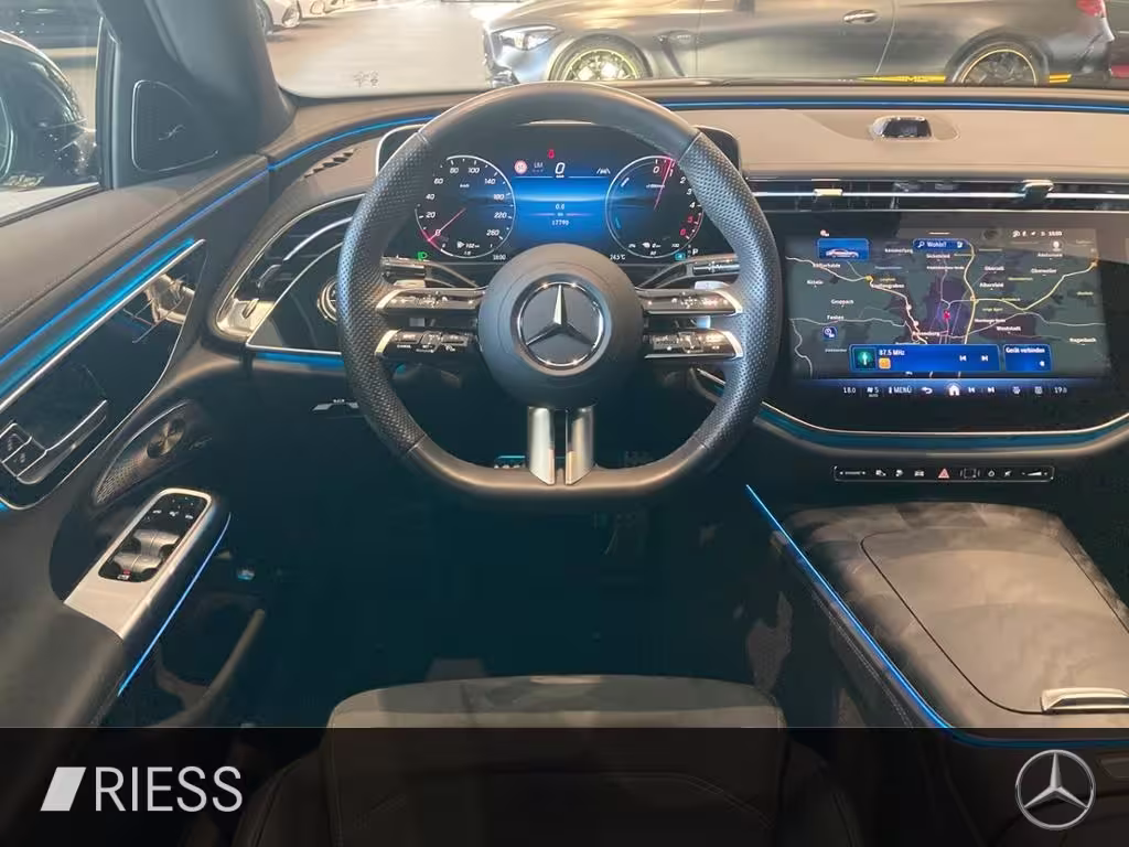 Mercedes-Benz E 300 de 4M AMG ADV SUPERSCREEN NIGHT BURM 4D E 300 - Bild 10