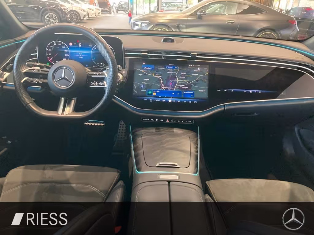 Mercedes-Benz E 300 de 4M AMG ADV SUPERSCREEN NIGHT BURM 4D E 300 - Bild 12