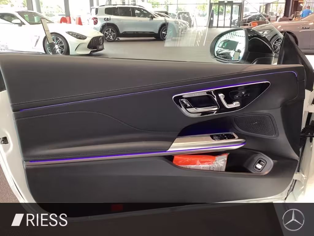 Mercedes-Benz CLE 220 d  AMG+LED+Distronic+Memory+360°+Night++ CLE 220 - Bild 8