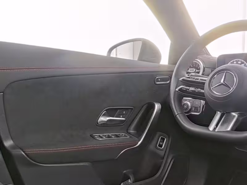 Mercedes-Benz CLA 220 d Coupé AUT Kam. KeyLess KlimaA LED LM CLA 220 - Bild 8