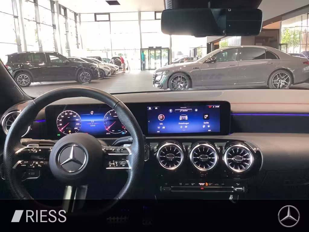 Mercedes-Benz CLA 180 Cp AMG ADVANCED+ RFK KEYLESS WINTER LED CLA 180 - Bild 10