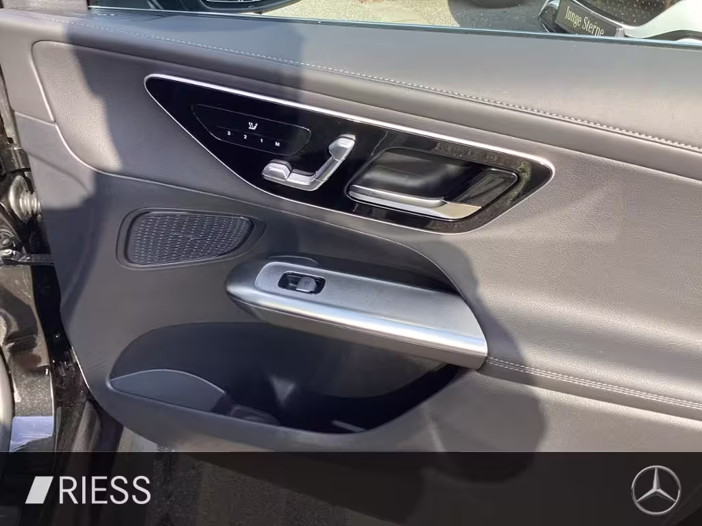 Mercedes-Benz GLC 300 de 4M AMG Fahrassist AHK Memory Navi LED GLC 300 - Bild 20