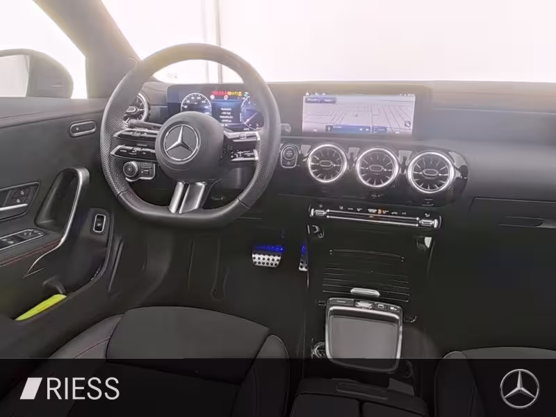 Mercedes-Benz CLA 200 d Coupé AMG NAvi PDC Kamera LED Keyless. CLA 200 - Bild 6
