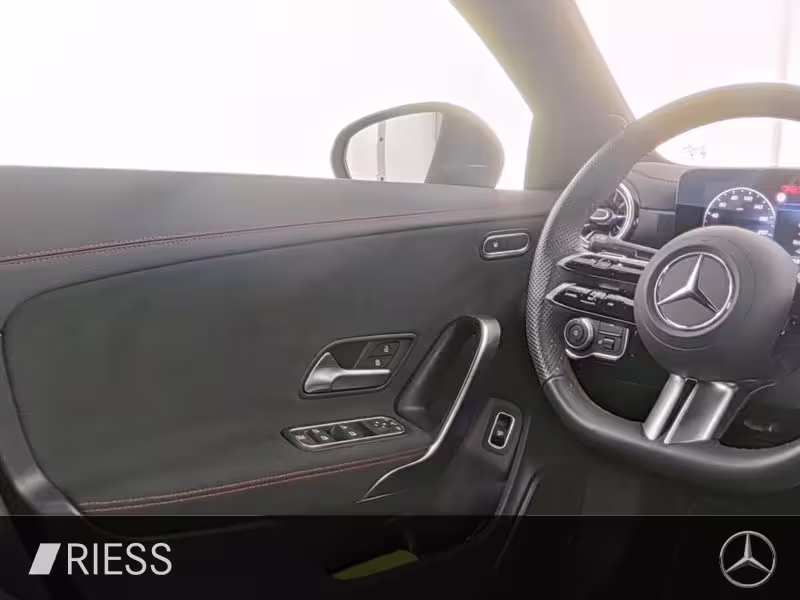 Mercedes-Benz CLA 200 d Coupé AMG NAvi PDC Kamera LED Keyless. CLA 200 - Bild 9