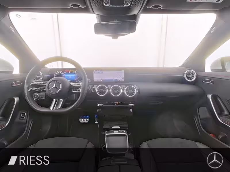 Mercedes-Benz CLA 200 Coupé AMG Navi PDC Kamera LED Keyless. CLA 200 - Bild 7