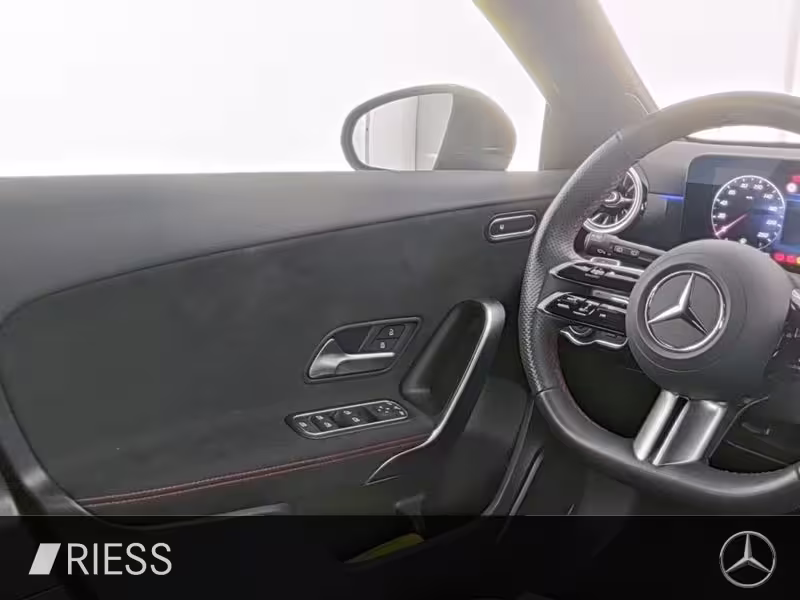 Mercedes-Benz A 200 d AMG ADVANCED+ PANO KEYLESS AMBI RFK CARP A 200 - Bild 9