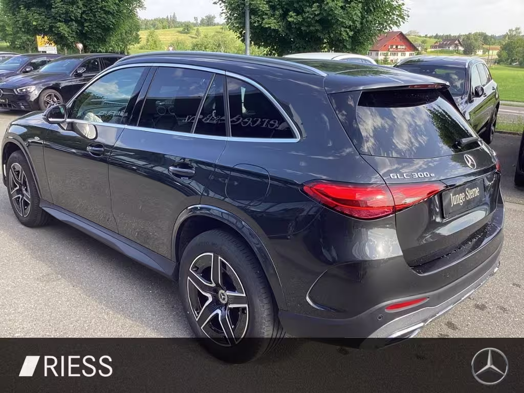 Mercedes-Benz GLC 300 e 4M AMG AHK Offr.Technik Distr.19 Zoll GLC 300 - Bild 14