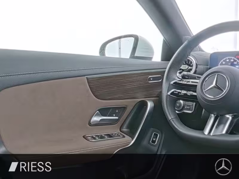 Mercedes-Benz CLA 180 Coupé AUT Kam. KeyLess KlimaA LED LM PDC CLA 180 - Bild 9