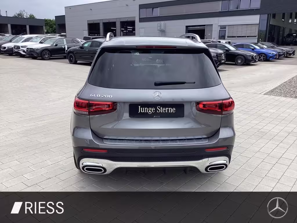 Mercedes-Benz GLB 200 AMG AHK Distr. LED Keyless. Navi PDC GLB 200 - Bild 15