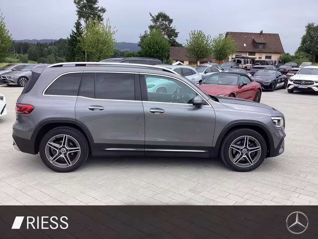 Mercedes-Benz GLB 200 AMG AHK Distr. LED Keyless. Navi PDC GLB 200 - Bild 18