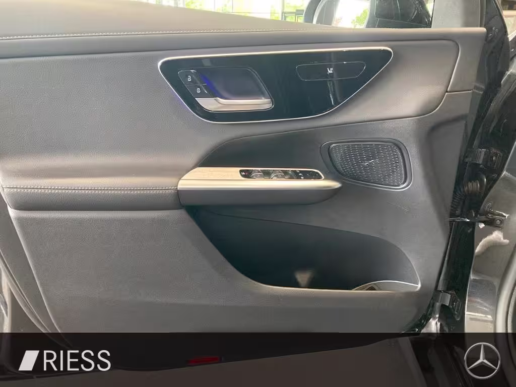 Mercedes-Benz GLC 220 d 4M ACC AHK AUT Kam. KeyLess KlimaA LED GLC 220 - Bild 8