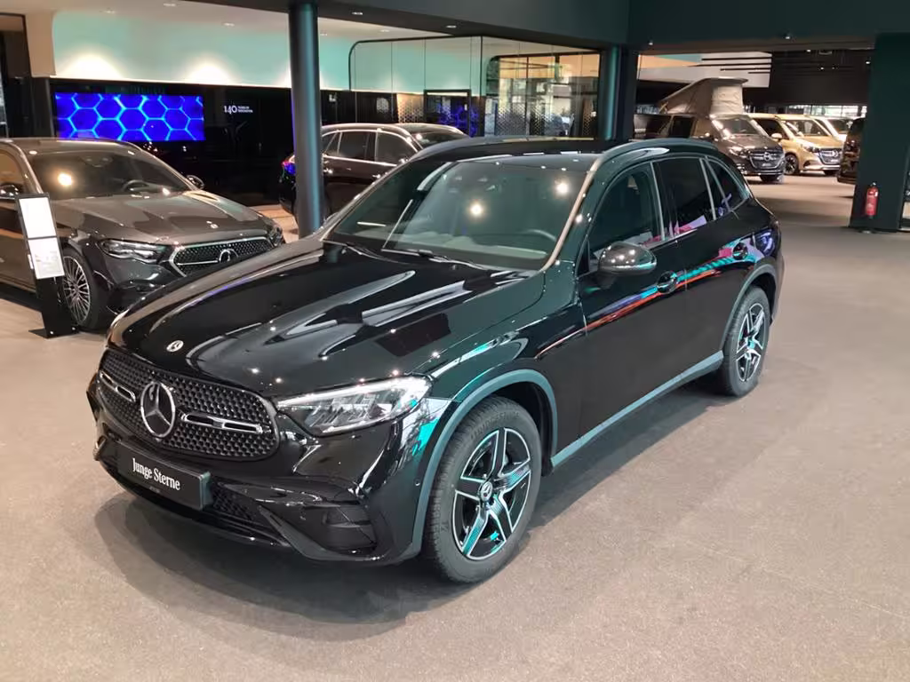 Mercedes-Benz GLC 220 d 4M AMG AHK DISTRO NIGHT GLC 220 - Bild 2
