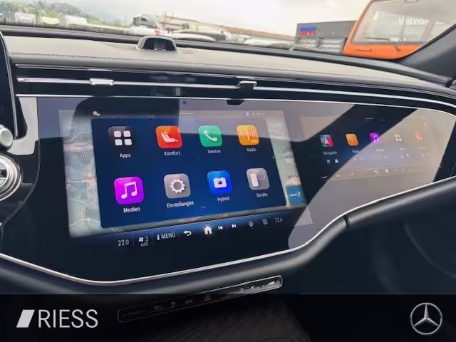 Mercedes-Benz E 300 e T-Modell mit EQ Hybrid Technologie 360 E 300 - Bild 13