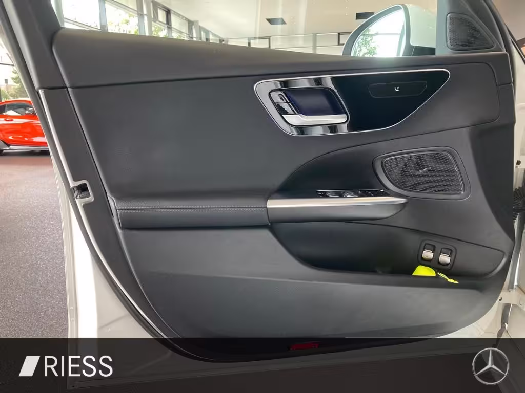 Mercedes-Benz C 300 e T AVANTGARDE AHK BUSINESS LM TEMPOMAT C 300 - Bild 8