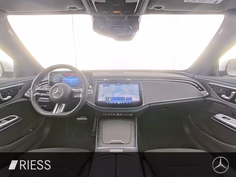 Mercedes-Benz E 300 e T-Modell mit EQ Hybrid Technologie 360 E 300 - Bild 7