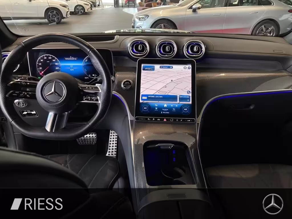 Mercedes-Benz GLC 400 e 4M AMG+Pano+AHK+HA-Lekg+360+Burm+Distr GLC 400 - Bild 12