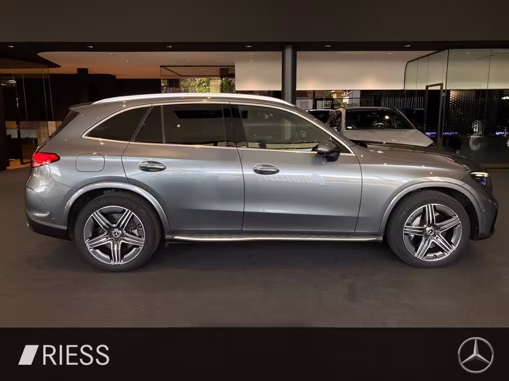 Mercedes-Benz GLC 400 e 4M AMG+Pano+AHK+HA-Lekg+360+Burm+Distr GLC 400 - Bild 15