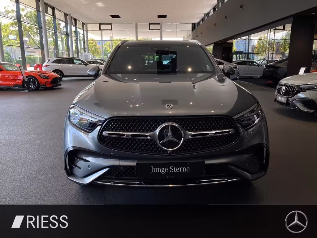Mercedes-Benz GLC 400 e 4M AMG+Pano+AHK+HA-Lekg+360+Burm+Distr GLC 400 - Bild 17