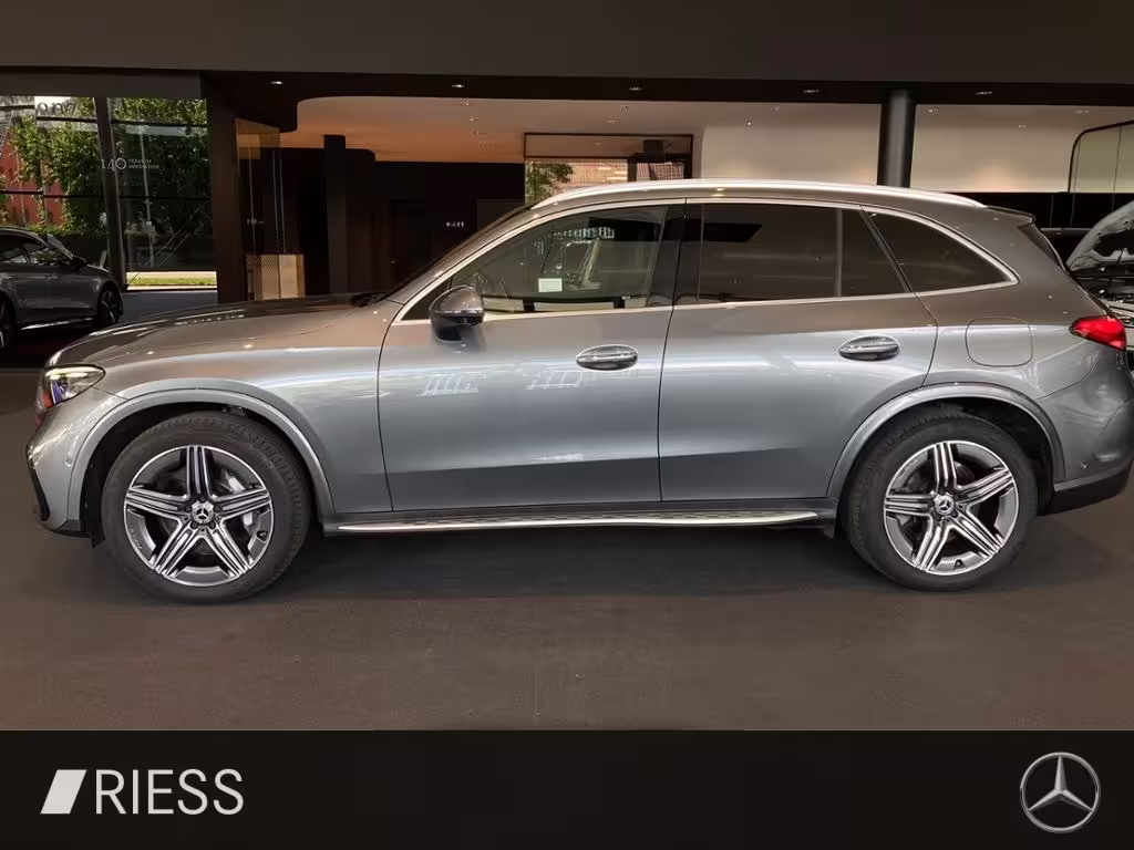 Mercedes-Benz GLC 400 e 4M AMG+Pano+AHK+HA-Lekg+360+Burm+Distr GLC 400 - Bild 4