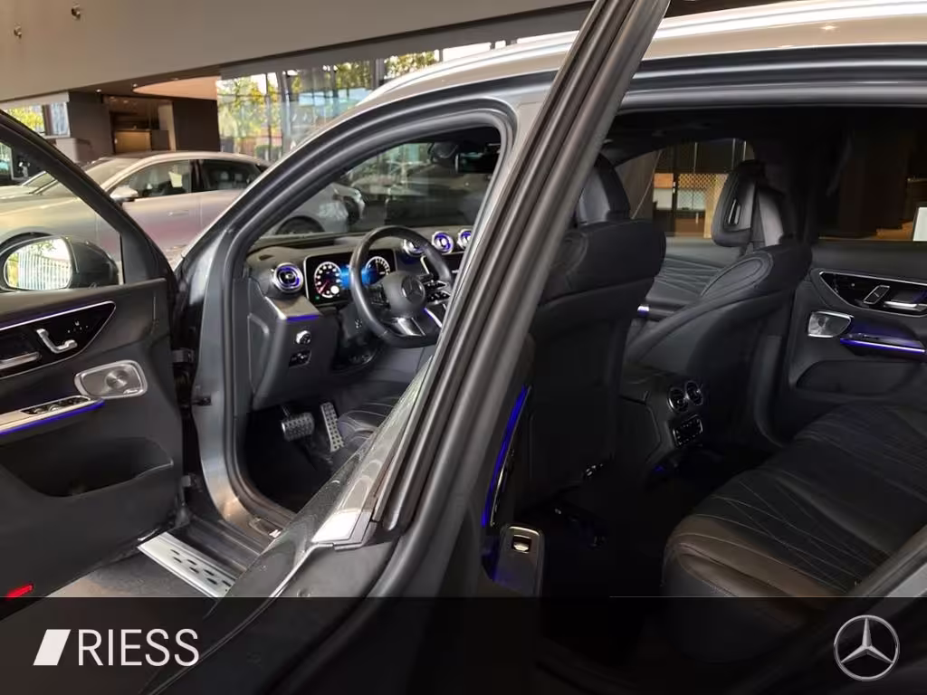 Mercedes-Benz GLC 400 e 4M AMG+Pano+AHK+HA-Lekg+360+Burm+Distr GLC 400 - Bild 9