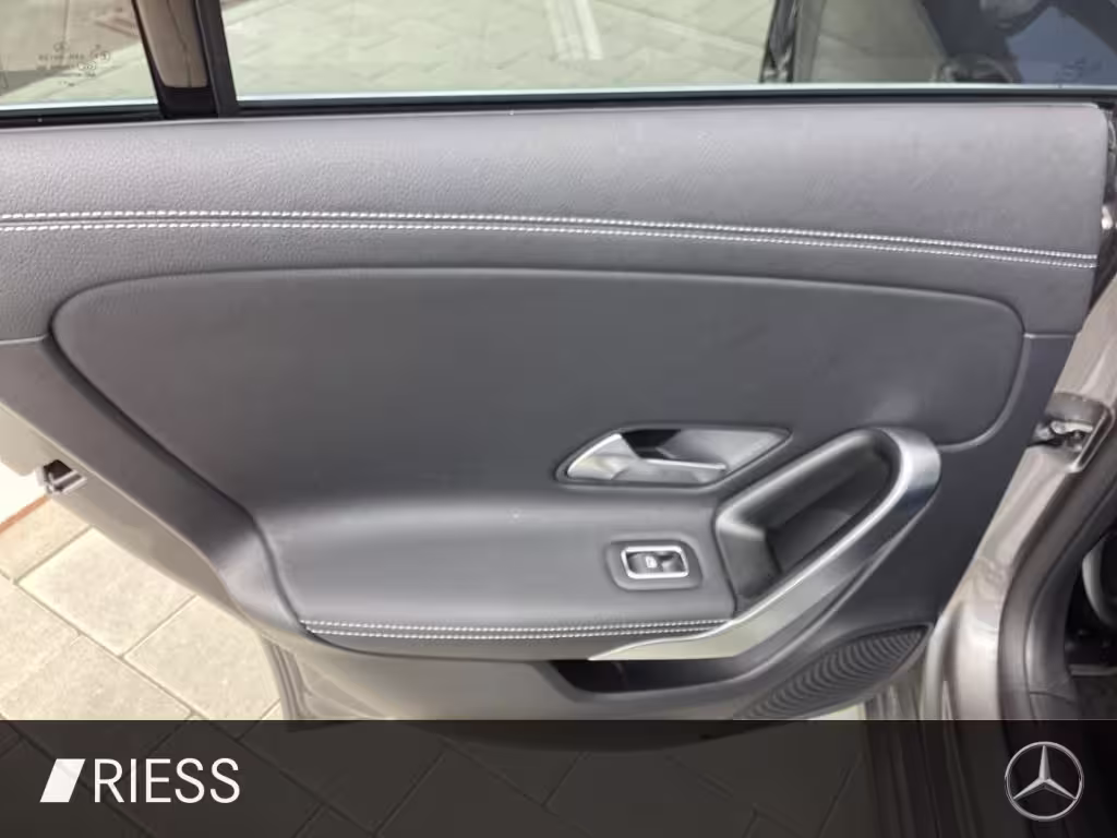 Mercedes-Benz CLA 180 d Shooting Brake ACC AUT Kam. KlimaA LED CLA 180 Shooting Brake - Bild 17
