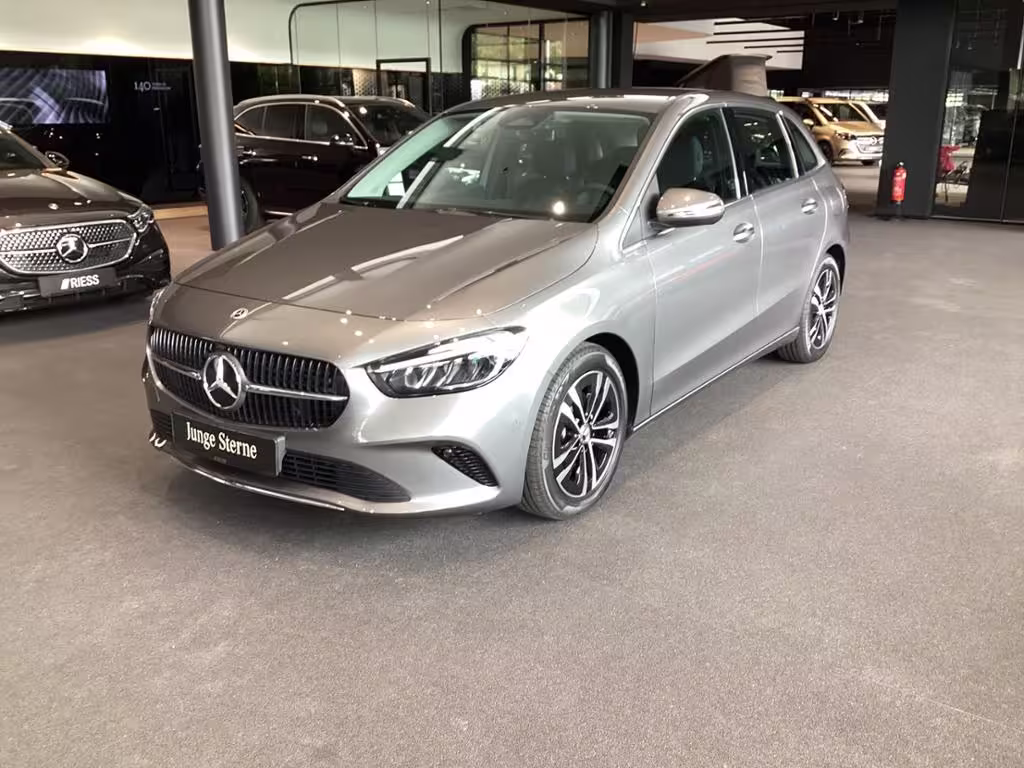 Mercedes-Benz B 180 PROGRESSIVE RFK NAVI SPOR PARK B 180 - Bild 2