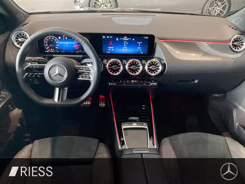 Mercedes-Benz GLA 200 AMG ADV+ KEYLESS 360 AMBI MULTI NIGHT GLA 200 - Bild 12
