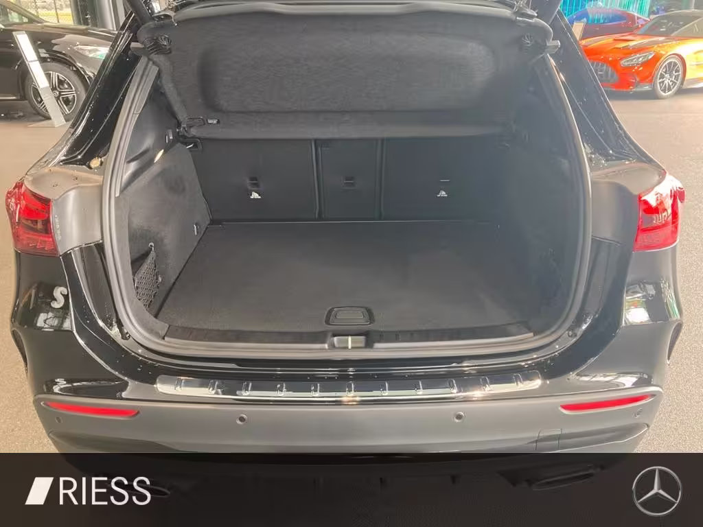 Mercedes-Benz GLA 200 AMG ADV+ KEYLESS 360 AMBI MULTI NIGHT GLA 200 - Bild 16