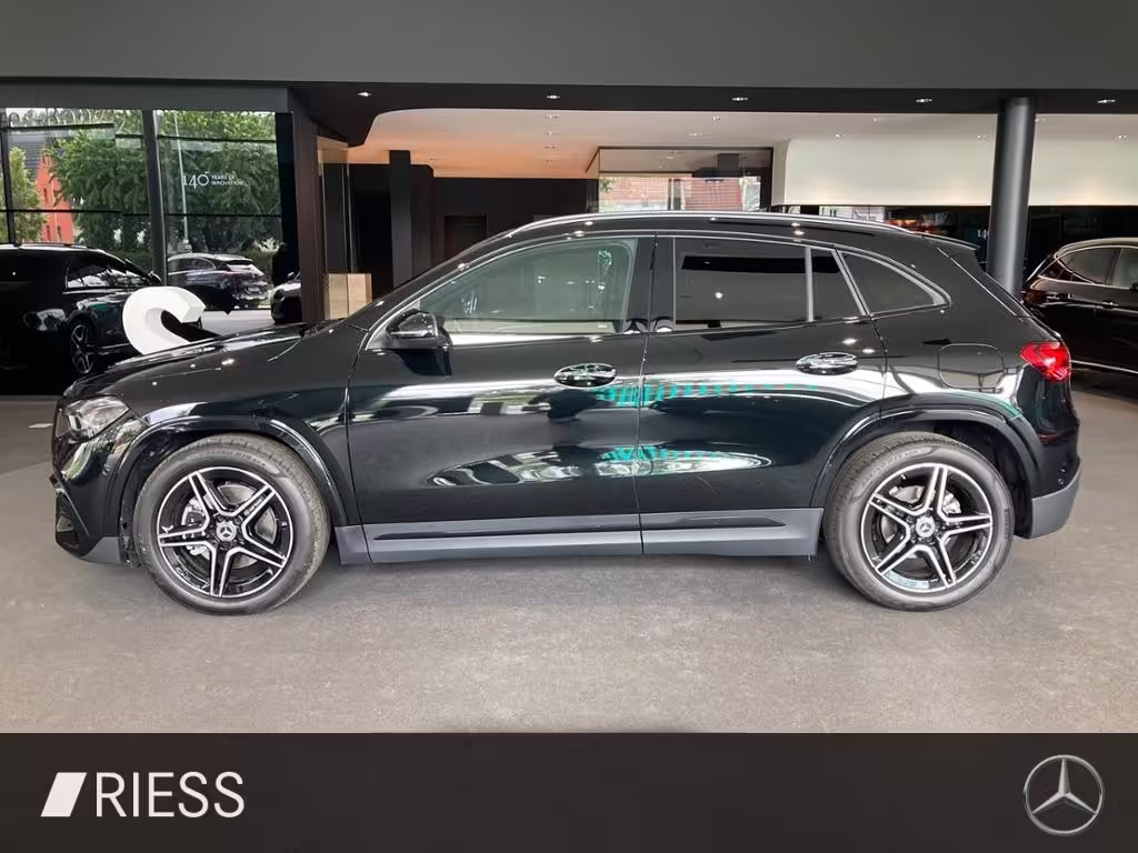 Mercedes-Benz GLA 200 AMG ADV+ KEYLESS 360 AMBI MULTI NIGHT GLA 200 - Bild 4