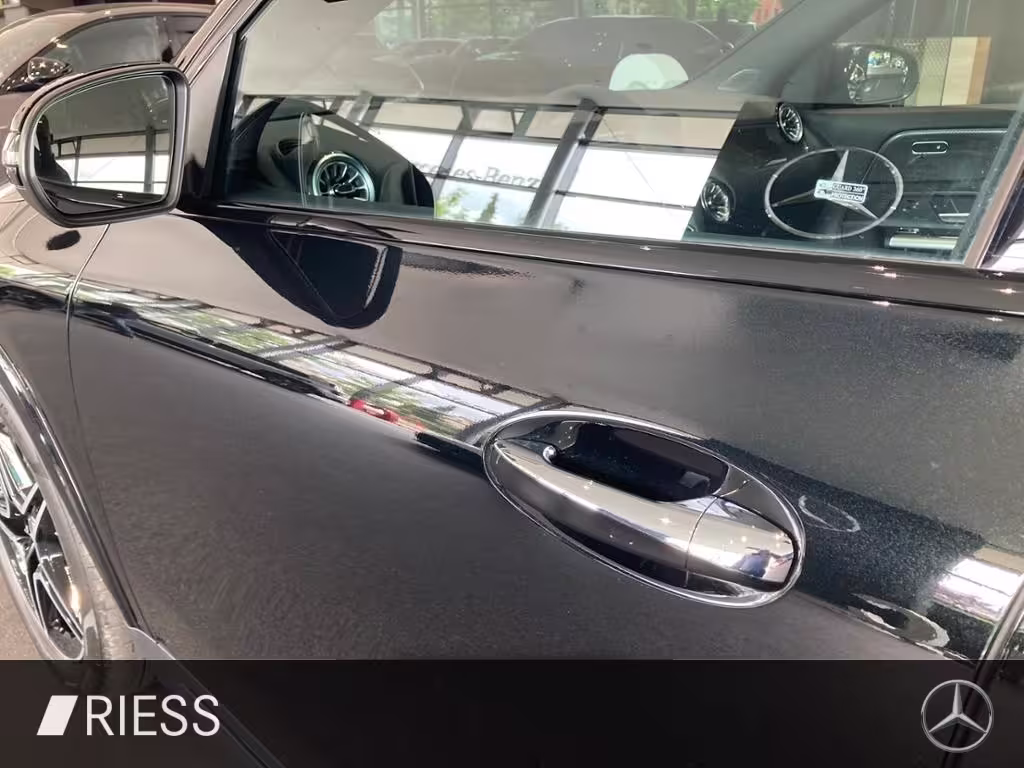 Mercedes-Benz GLA 200 AMG ADV+ KEYLESS 360 AMBI MULTI NIGHT GLA 200 - Bild 6