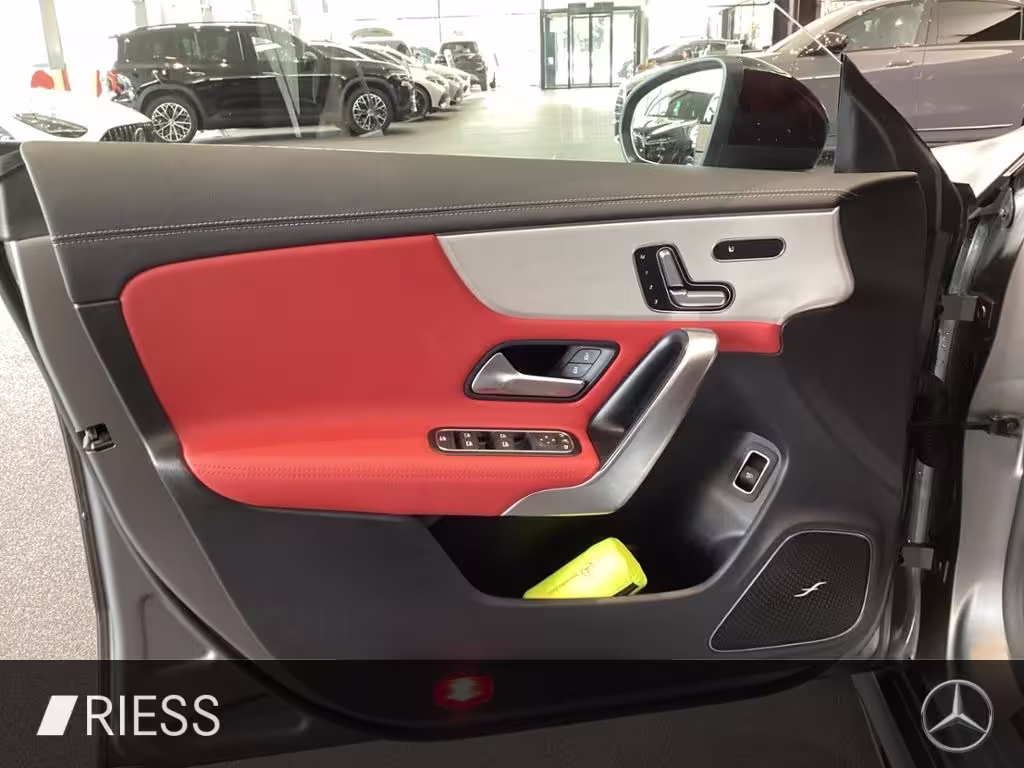 Mercedes-Benz CLA 45 AMG S 4MATIC+ Coupé 360 ACC AUT DynLicht CLA 45 AMG - Bild 15
