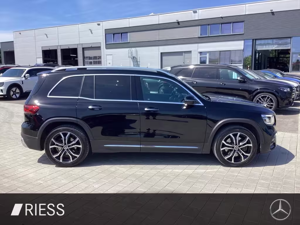 Mercedes-Benz GLB 250 4M AMG AHK Distr. LED Navi PDC Keyless GLB 250 - Bild 10