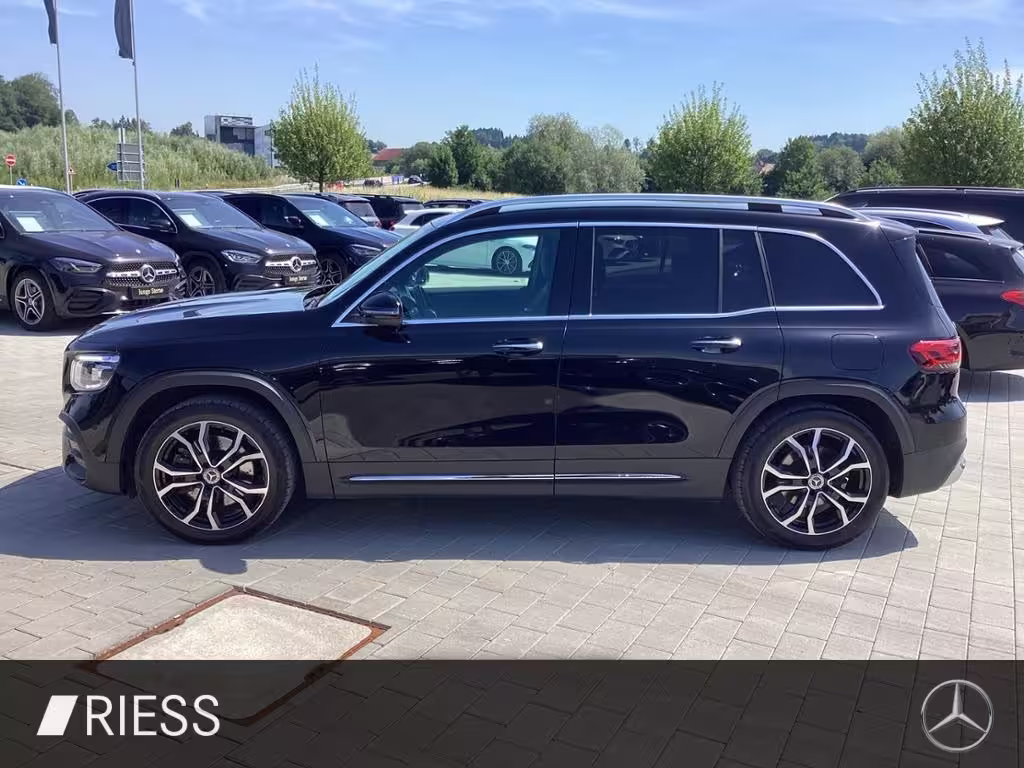 Mercedes-Benz GLB 250 4M AMG AHK Distr. LED Navi PDC Keyless GLB 250 - Bild 5