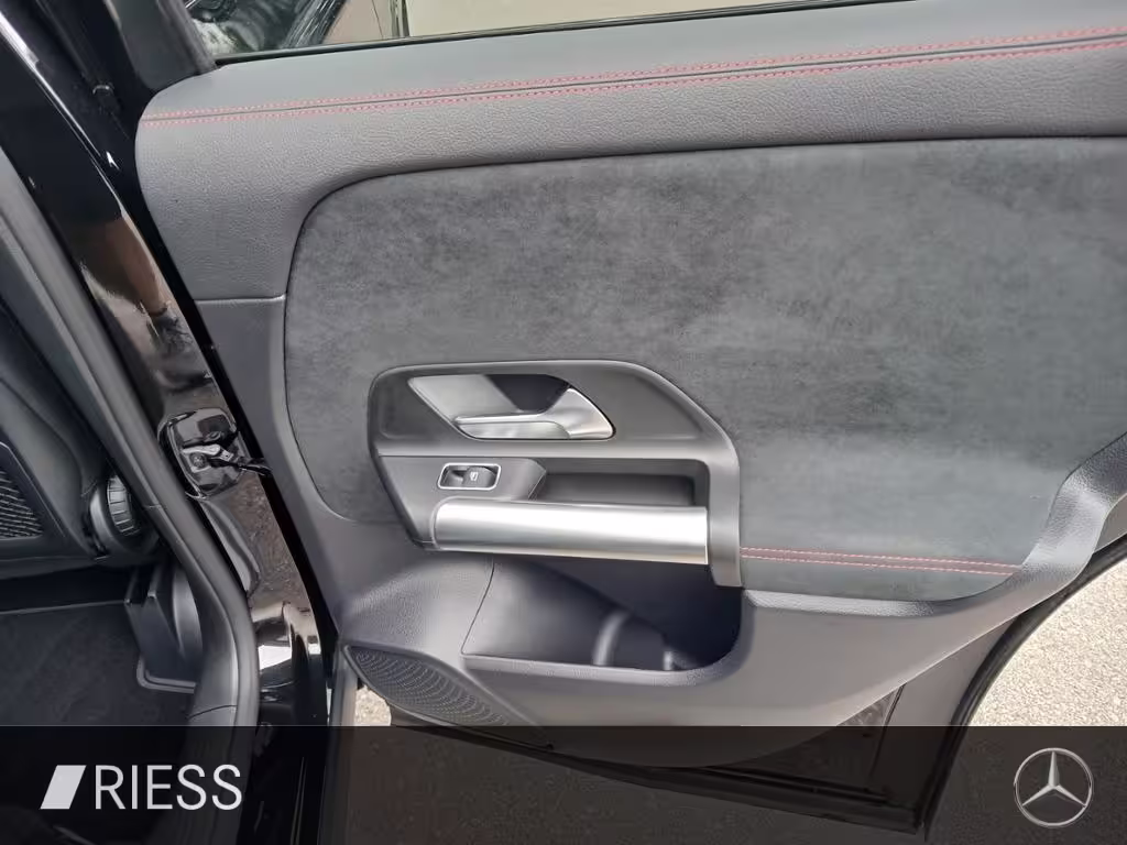 Mercedes-Benz GLA 200 d AMG+AHK+Fahrass.P+LED+Night+Kamera+PTS GLA 200 - Bild 19