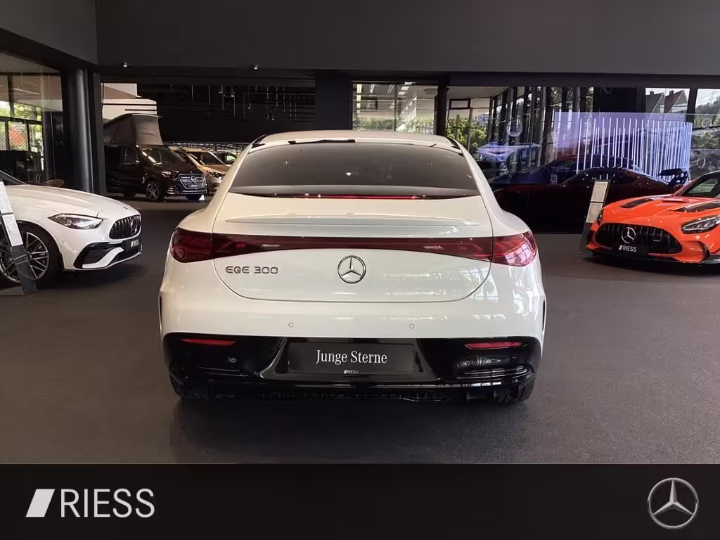 Mercedes-Benz EQE 300 AMG PREMI AHK FAHRASSI+ BURM MEMORY 360 EQE - Bild 6