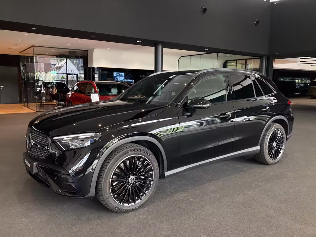 Mercedes-Benz GLC 300 d 4M AMG AHK DISTRO NIGHT PANO FAHRASSIS GLC 300 - Bild 2