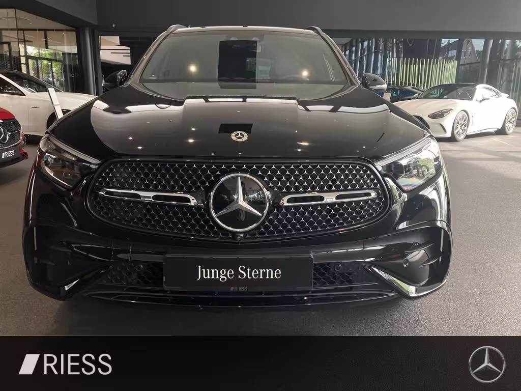 Mercedes-Benz GLC 300 d 4M AMG AHK DISTRO NIGHT PANO FAHRASSIS GLC 300 - Bild 3